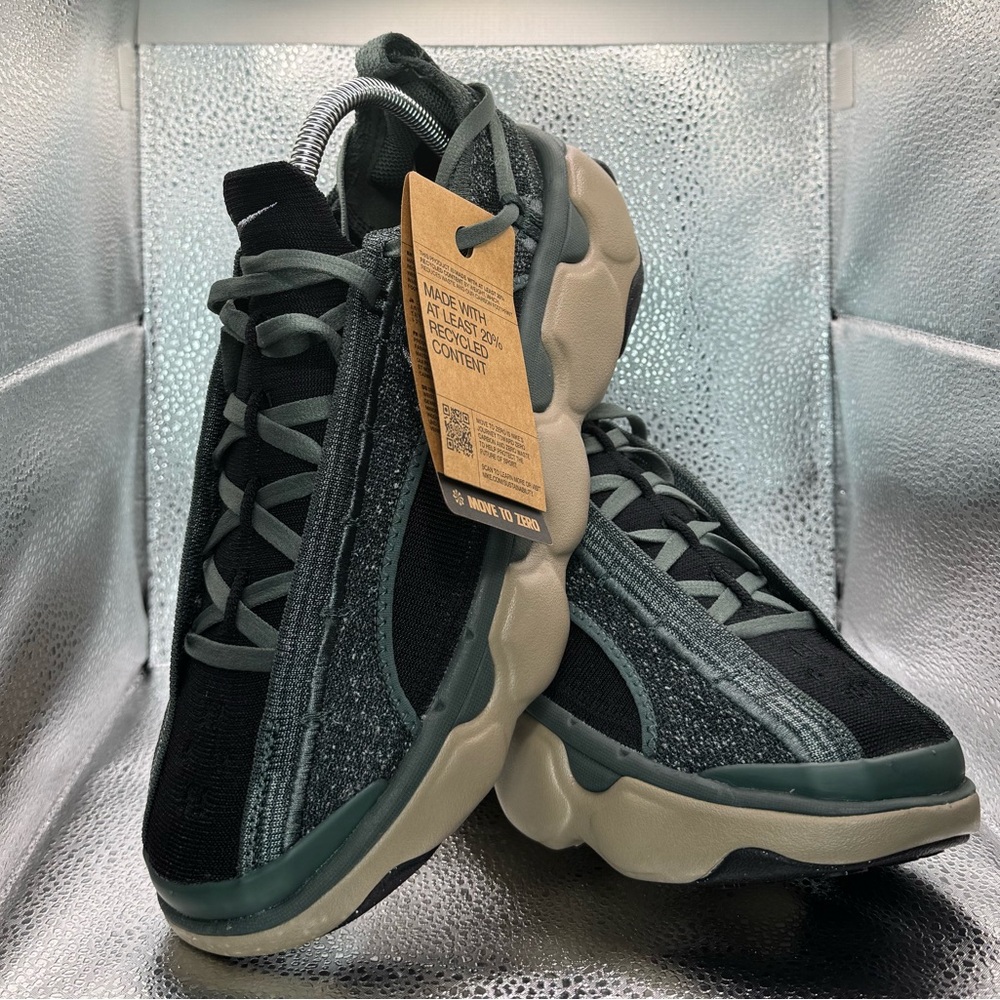 Wmns Flyknit Bloom 'Vintage Green Khaki